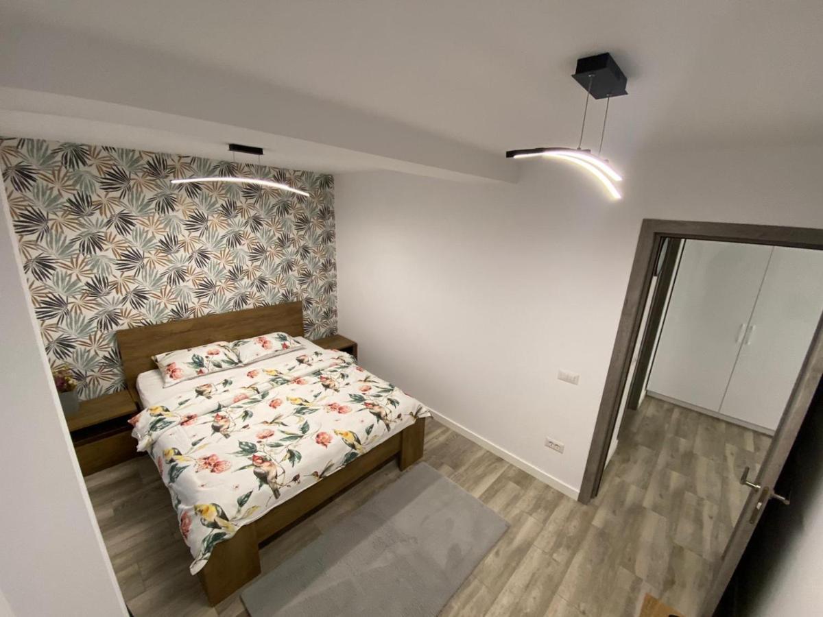 Lora Studio Apartment Suceava Luaran gambar