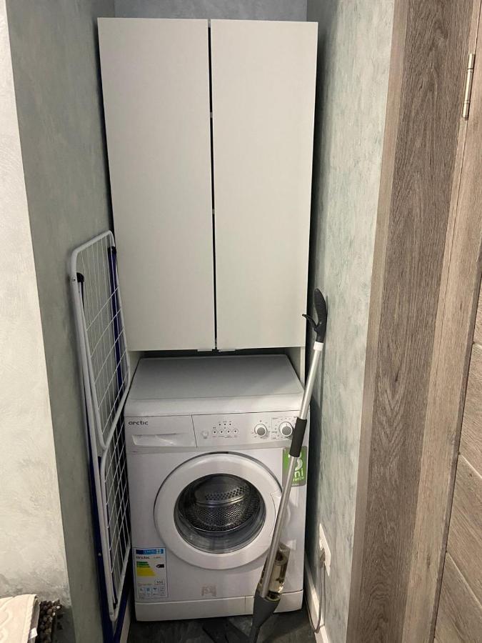 Lora Studio Apartment Suceava Luaran gambar